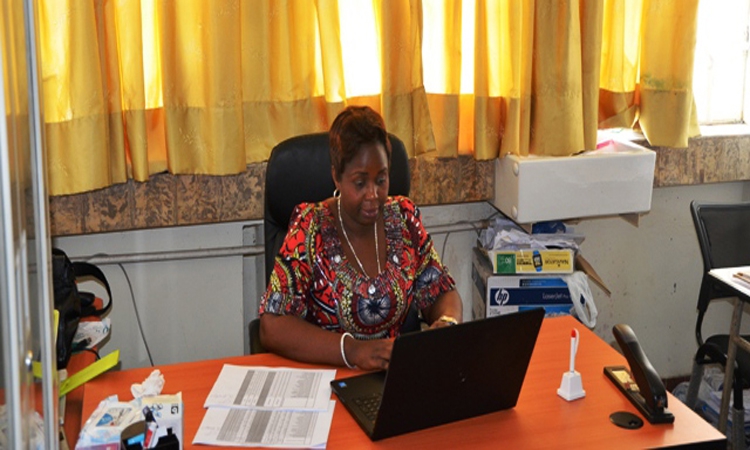 Secrétaire Chargé de la Recherche  KABENA NGANDU,  Professeur